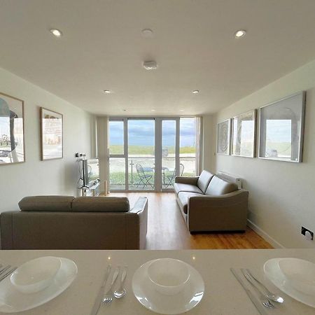 Villa 38 Zinc New Quay Exterior foto